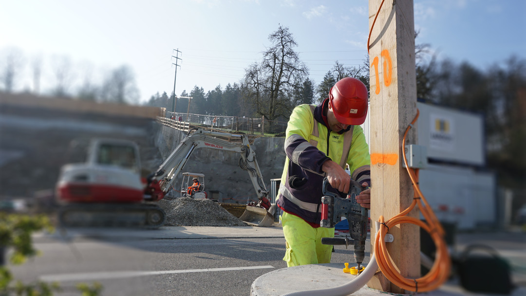 Erstellung Baustellenfixpunktnetz für Bauvermessung. ING PLUS Erstellung Baustellenfixpunktnetz für Bauvermessung. ING PLUS